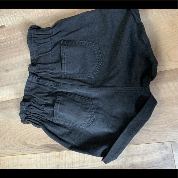 Girls 2-tier Paper bag waist Denim Shorts - Picture 3 of 3